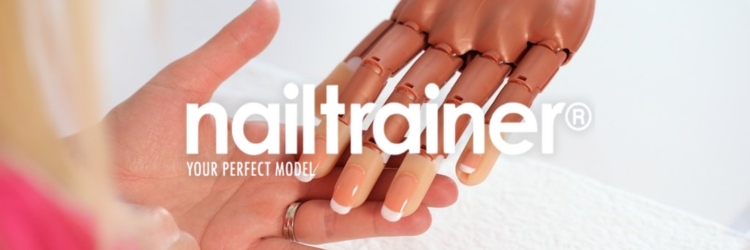 NAIL TRAINER